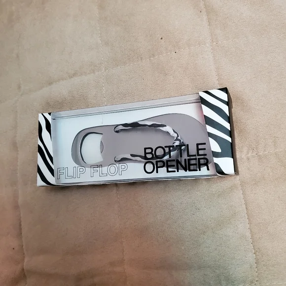 NWOT Flip Flop Bottle Opener - Zebra  by Wild Eye Designs - Picture 2 of 4